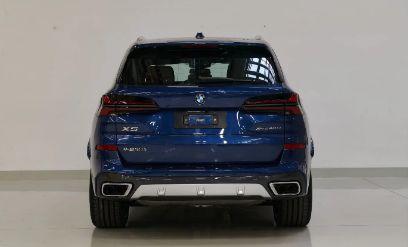 国产宝马x5视频制作,驾驭新豪华，探索科技与艺术的完美融合