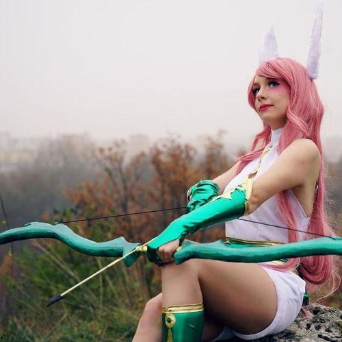 国产cos在线资源视频,穿越次元，共赏视觉盛宴